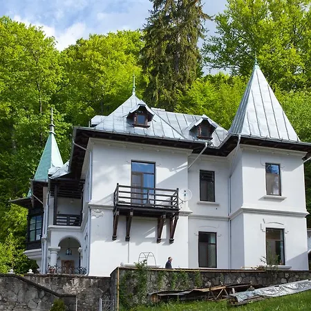 Il Piccolo Castello 4*